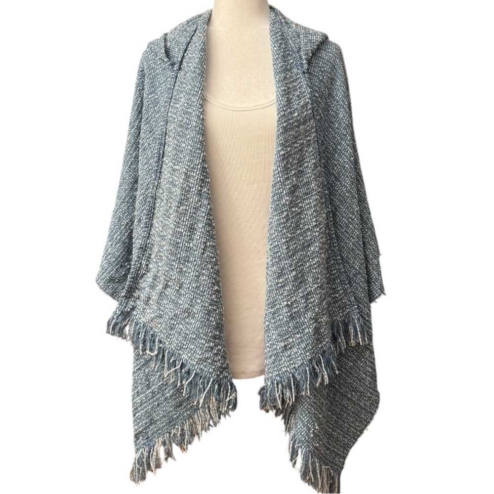 Mia & Tess Blue and White Hooded Fringed Wrap - New With Tags!